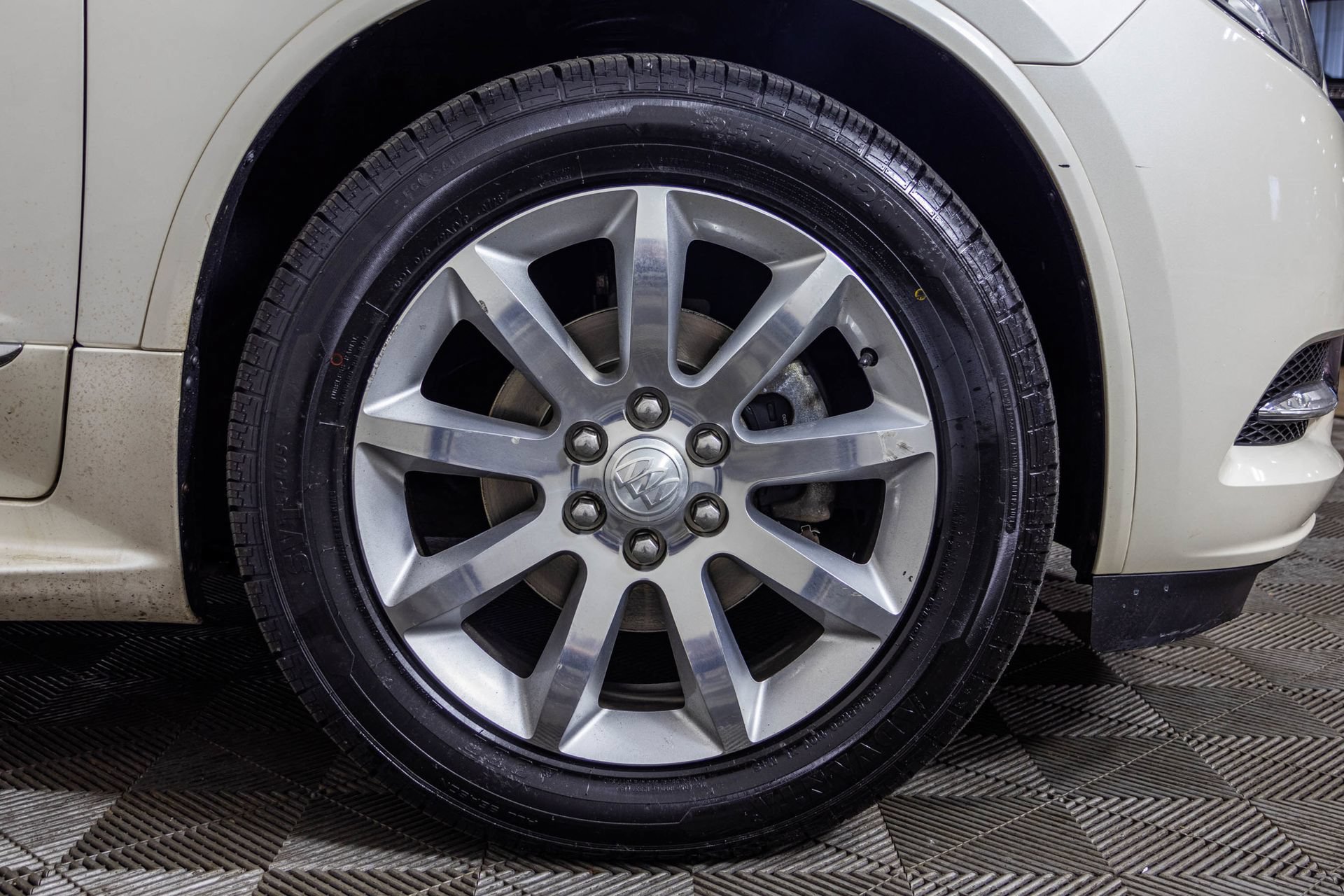 Used 2013 Buick Enclave Premium w/ Trailering Provision Package AWD/4WD image 60