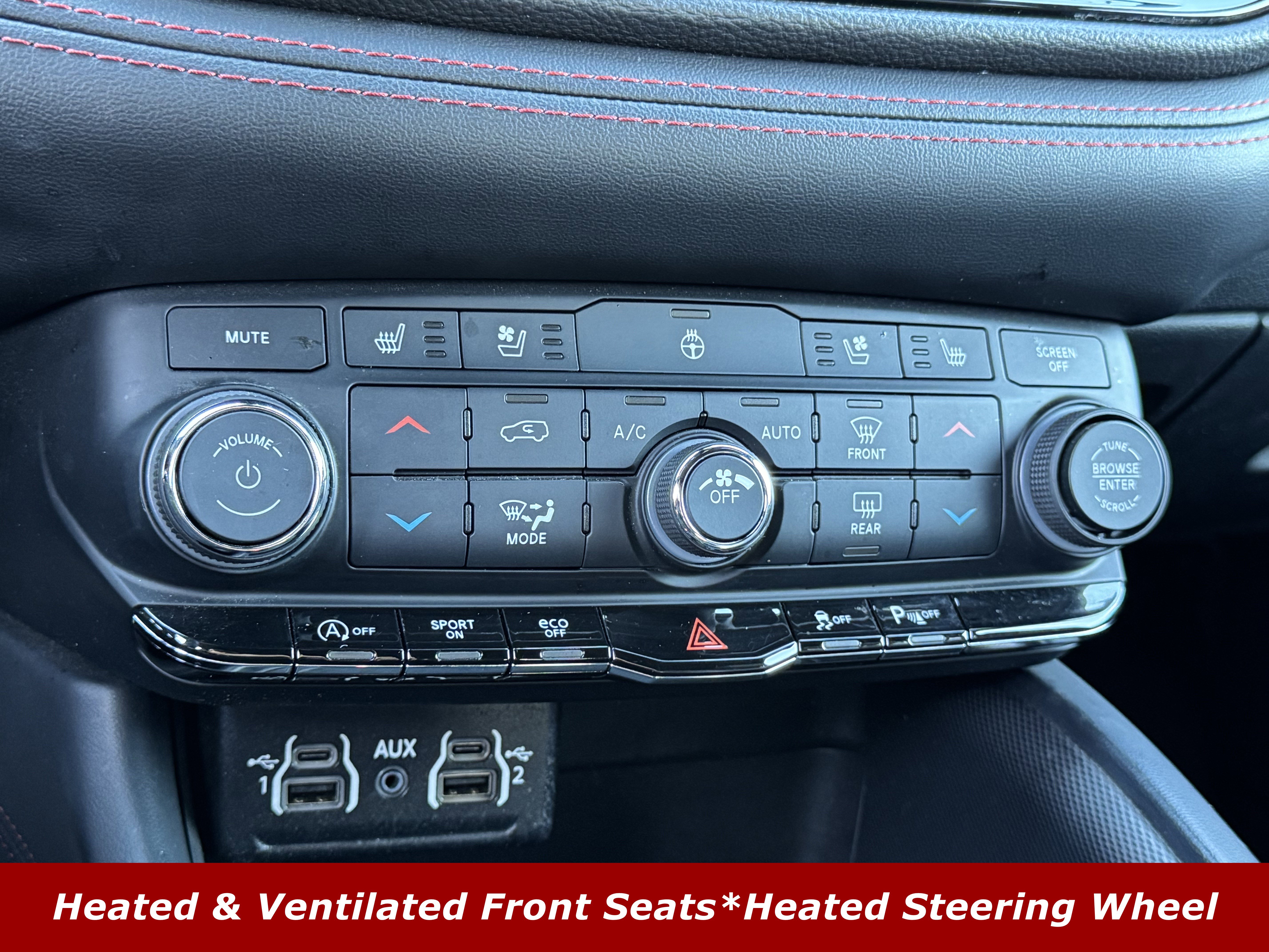 Used 2023 Dodge Durango GT image 10