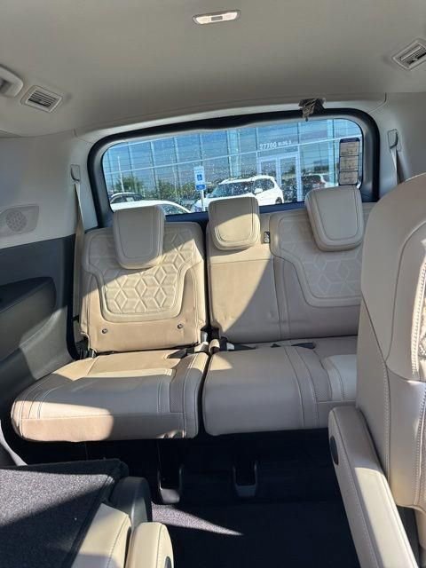 New 2026 Nissan Armada Platinum image 15