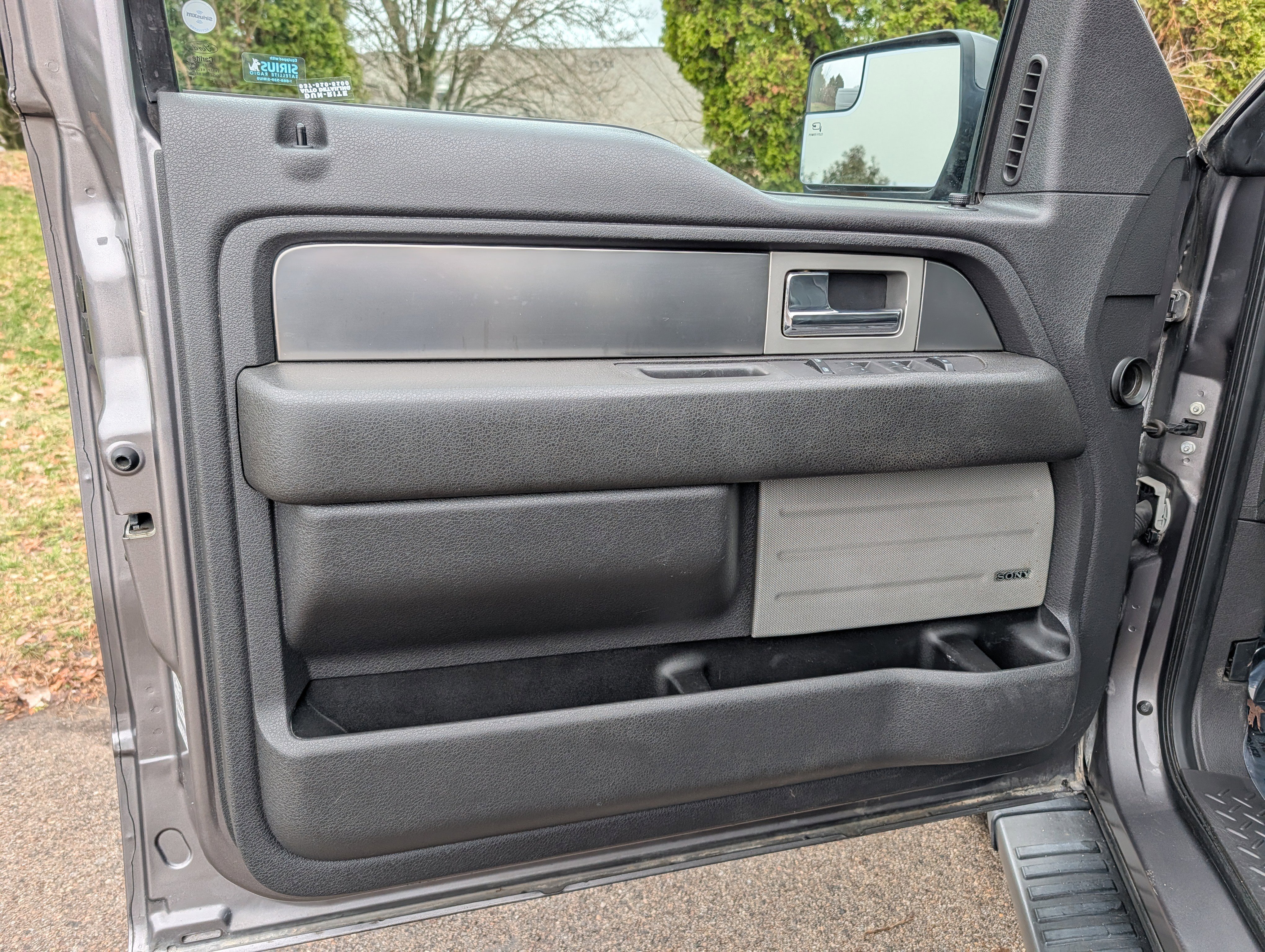 Used 2014 Ford F150 FX4 w/ Equipment Group 402A Luxury AWD/4WD image 29