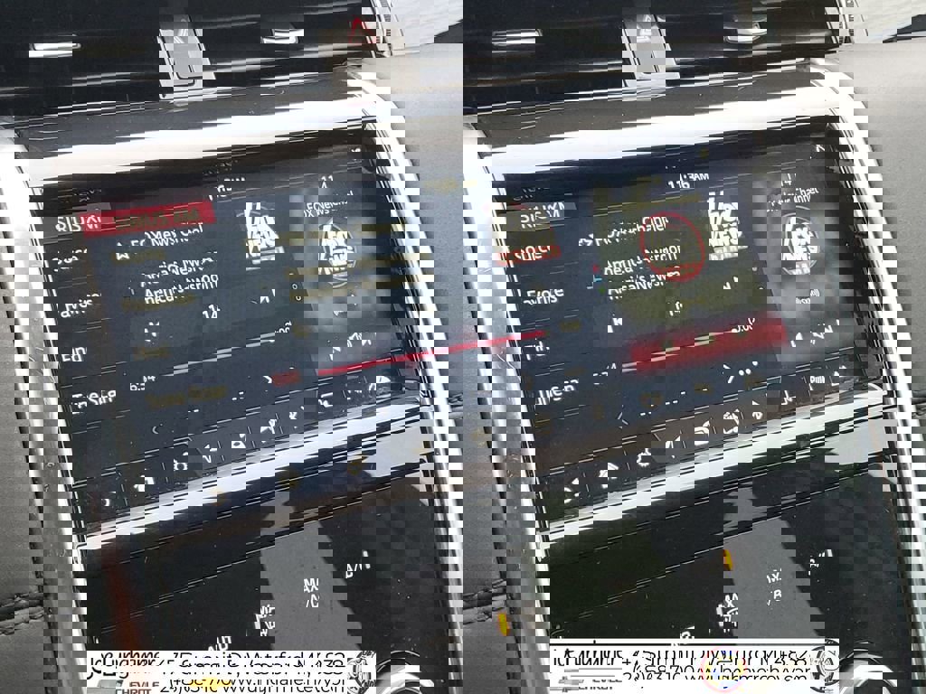 Used 2020 Land Rover Discovery Sport image 13