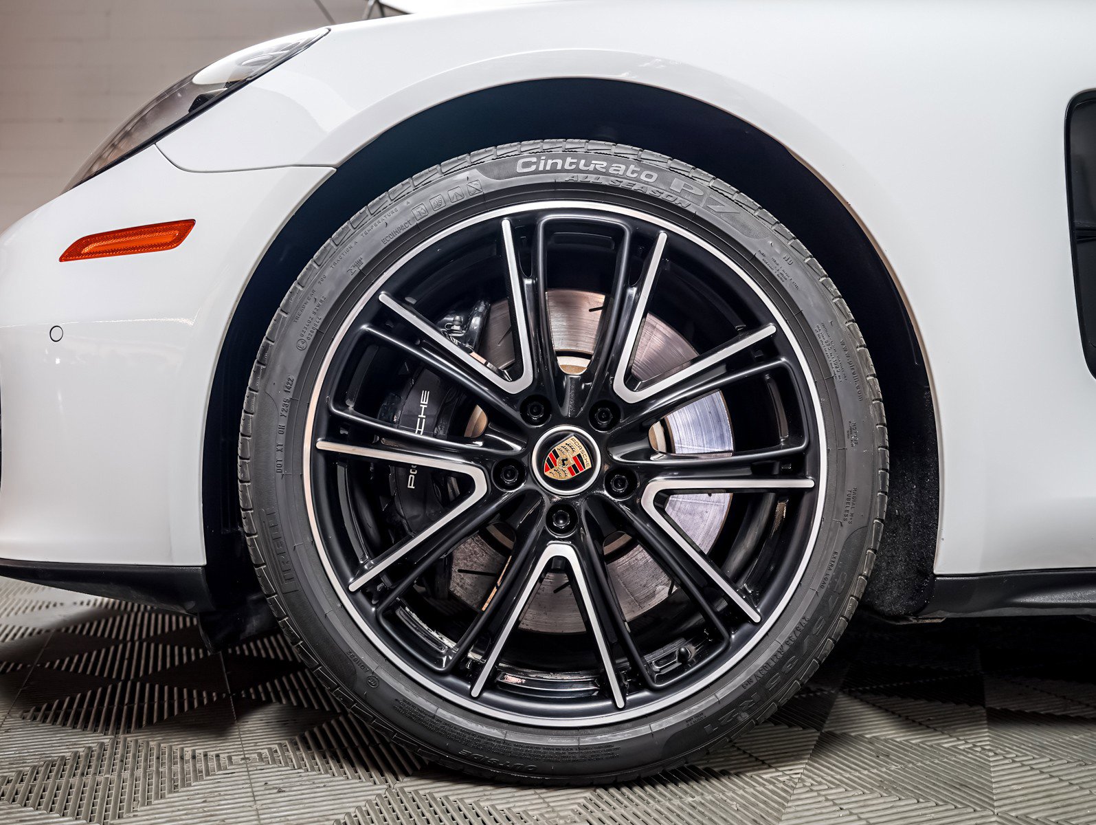 Certified 2023 Porsche Panamera 4S image 14