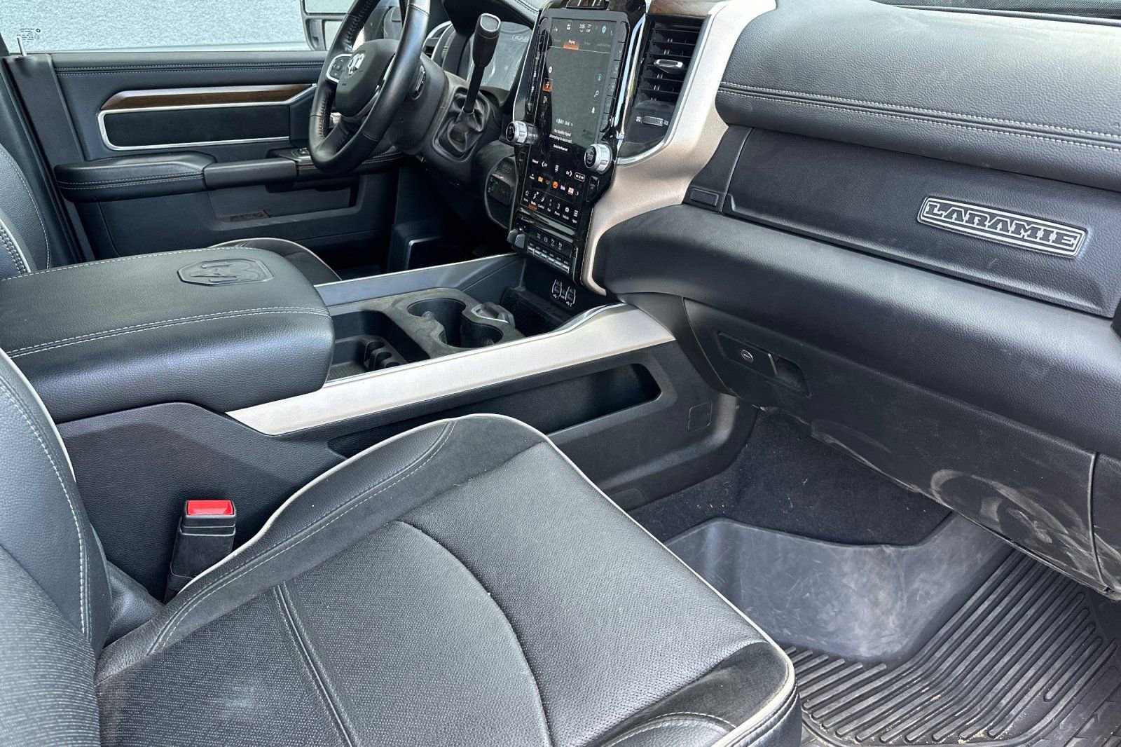 Used 2024 RAM 3500 Laramie w/ Protection Group image 18