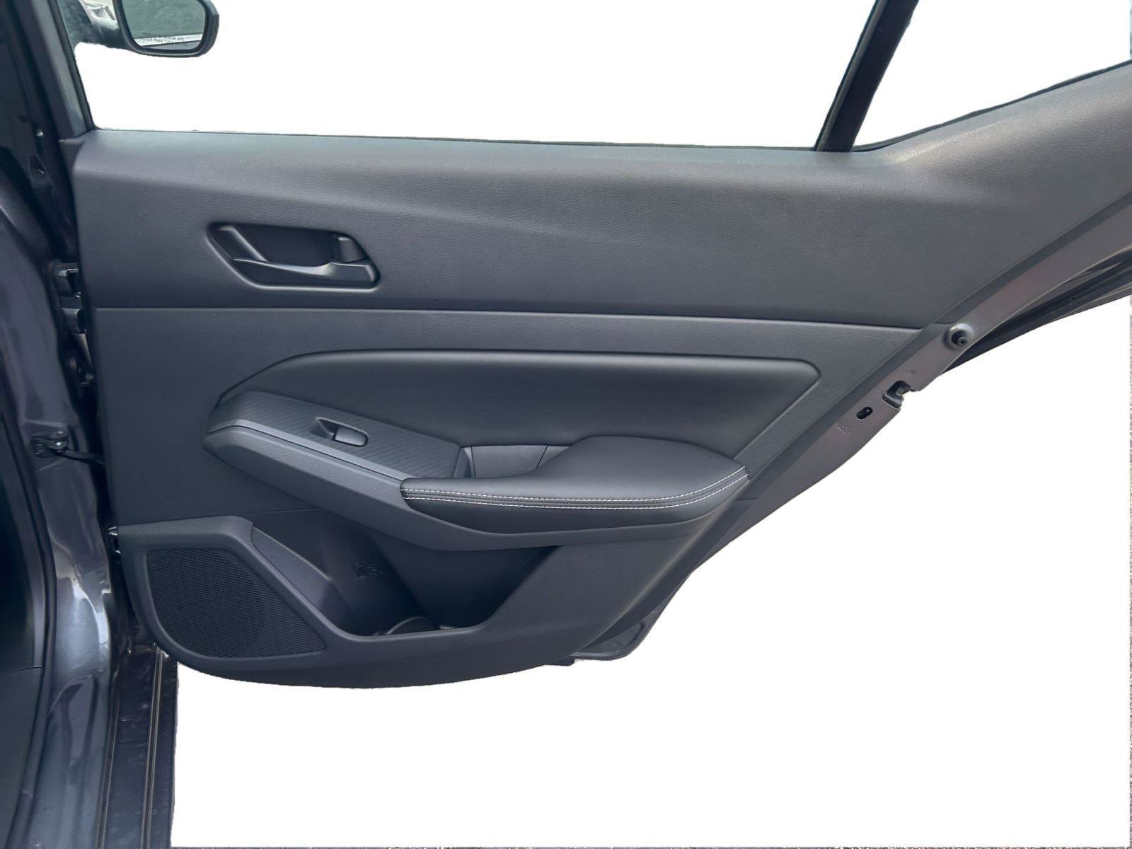 Used 2024 Nissan Altima 2.5 SV w/ SV Premium Package image 20