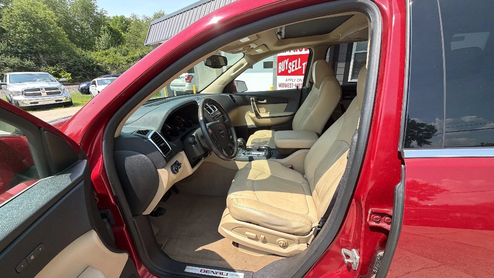 Used 2012 GMC Acadia Denali AWD/4WD image 12