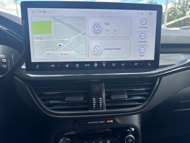 Used 2023 Ford Escape ST-Line w/ Tech Pack #1 image 4