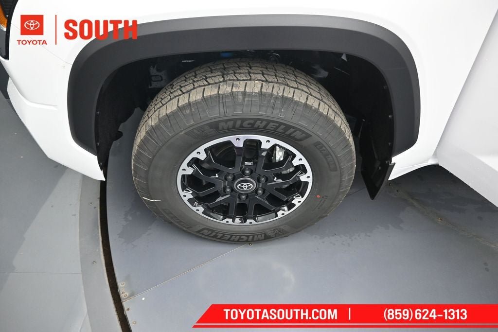 New 2026 Toyota Tundra SR5 w/ TRD Off-Road Package AWD/4WD image 34