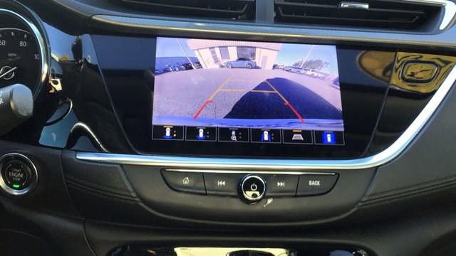 Used 2020 Buick Encore GX Essence w/ Experience Buick Package image 23