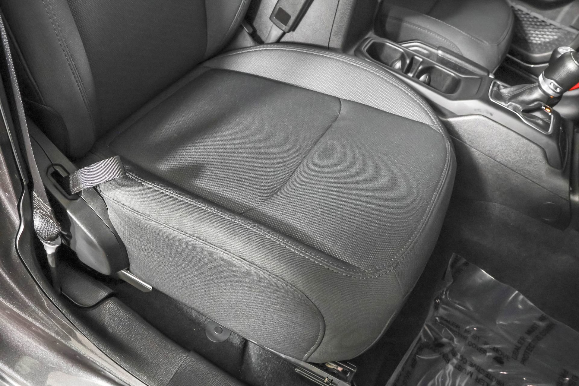 Used 2022 Jeep Wrangler Unlimited Sport S image 52