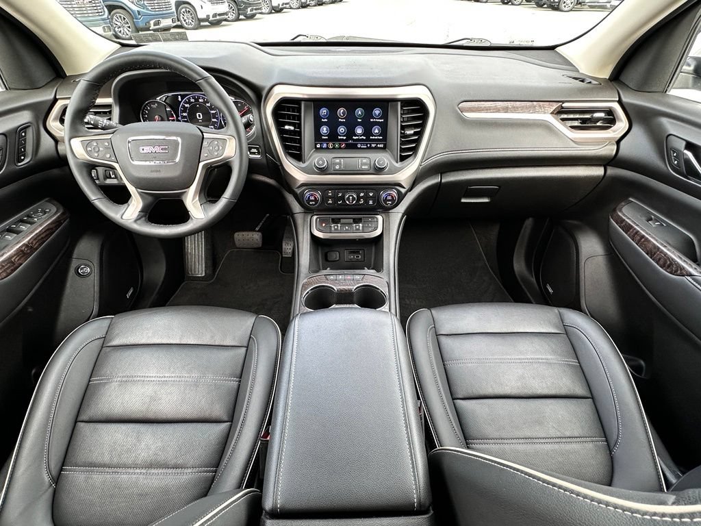 Used 2023 GMC Acadia Denali w/ Denali Ultimate Package AWD/4WD image 29