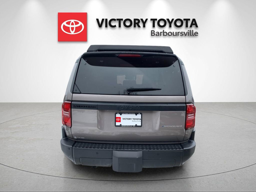 Used 2025 Toyota Land Cruiser 1958 image 4