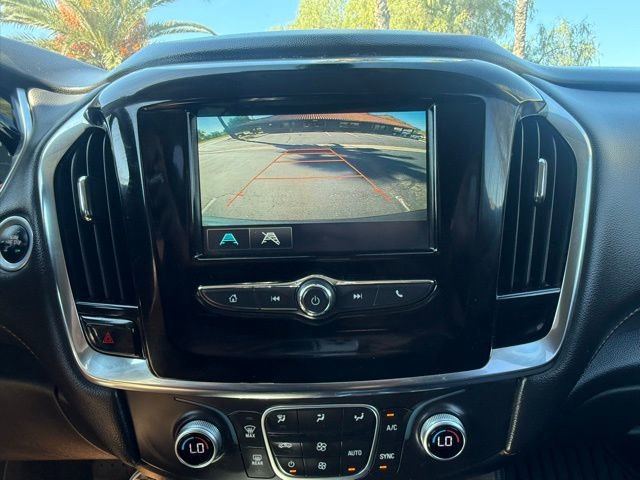 Used 2018 Chevrolet Traverse LS image 23
