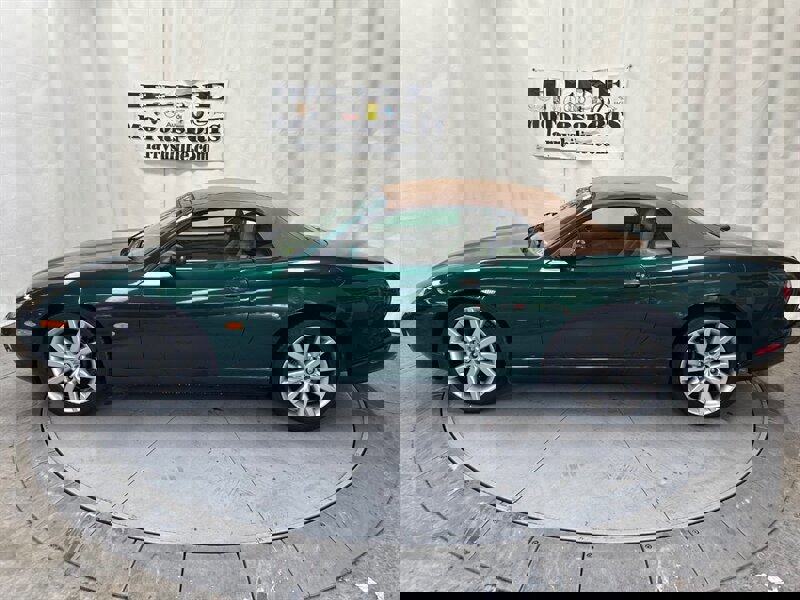 Used 2005 Jaguar XK8 Convertible image 8