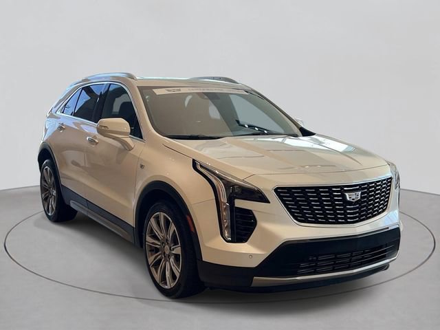 Used 2023 Cadillac XT4 Premium Luxury w/ Enhanced Visibility Package AWD/4WD image 6
