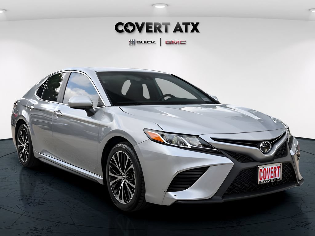 Used 2020 Toyota Camry SE FWD image 9