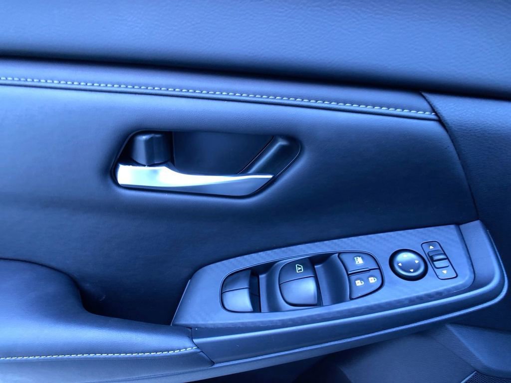 New 2025 Nissan Sentra SV w/ All-Weather Package image 15