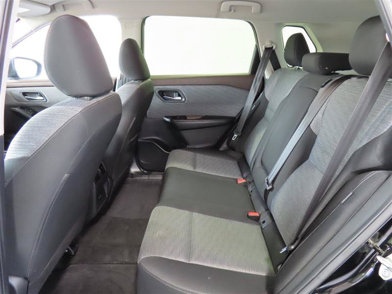 Used 2023 Nissan Rogue SV AWD/4WD image 29