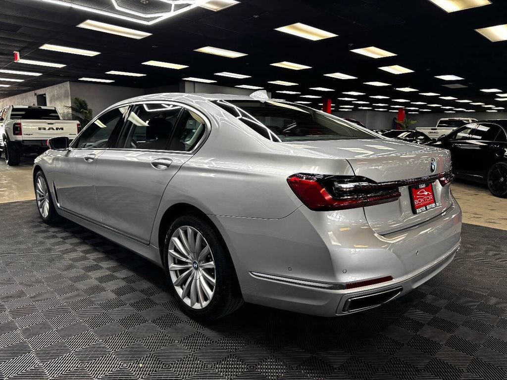 Used 2020 BMW 740i RWD image 11