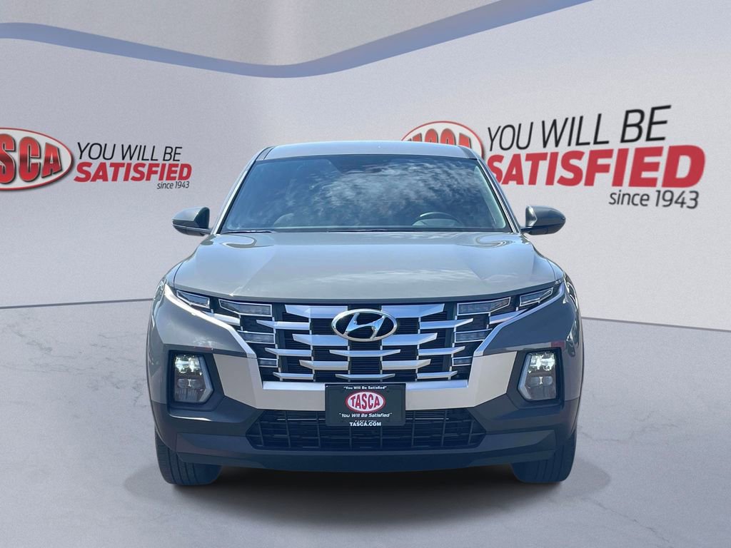 Used 2024 Hyundai Santa Cruz SE AWD/4WD image 2