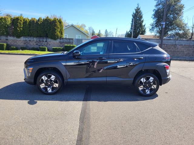 Certified 2025 Hyundai Kona SEL image 2