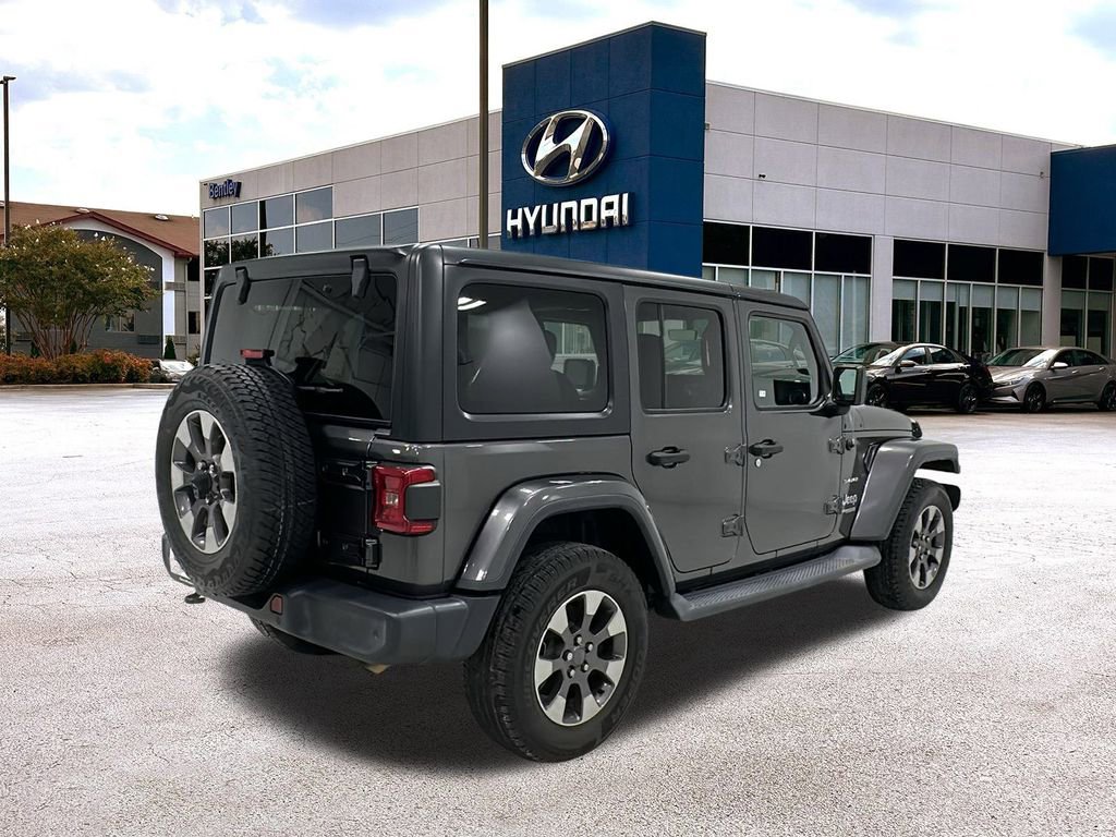 Used 2018 Jeep Wrangler Unlimited Sahara image 5