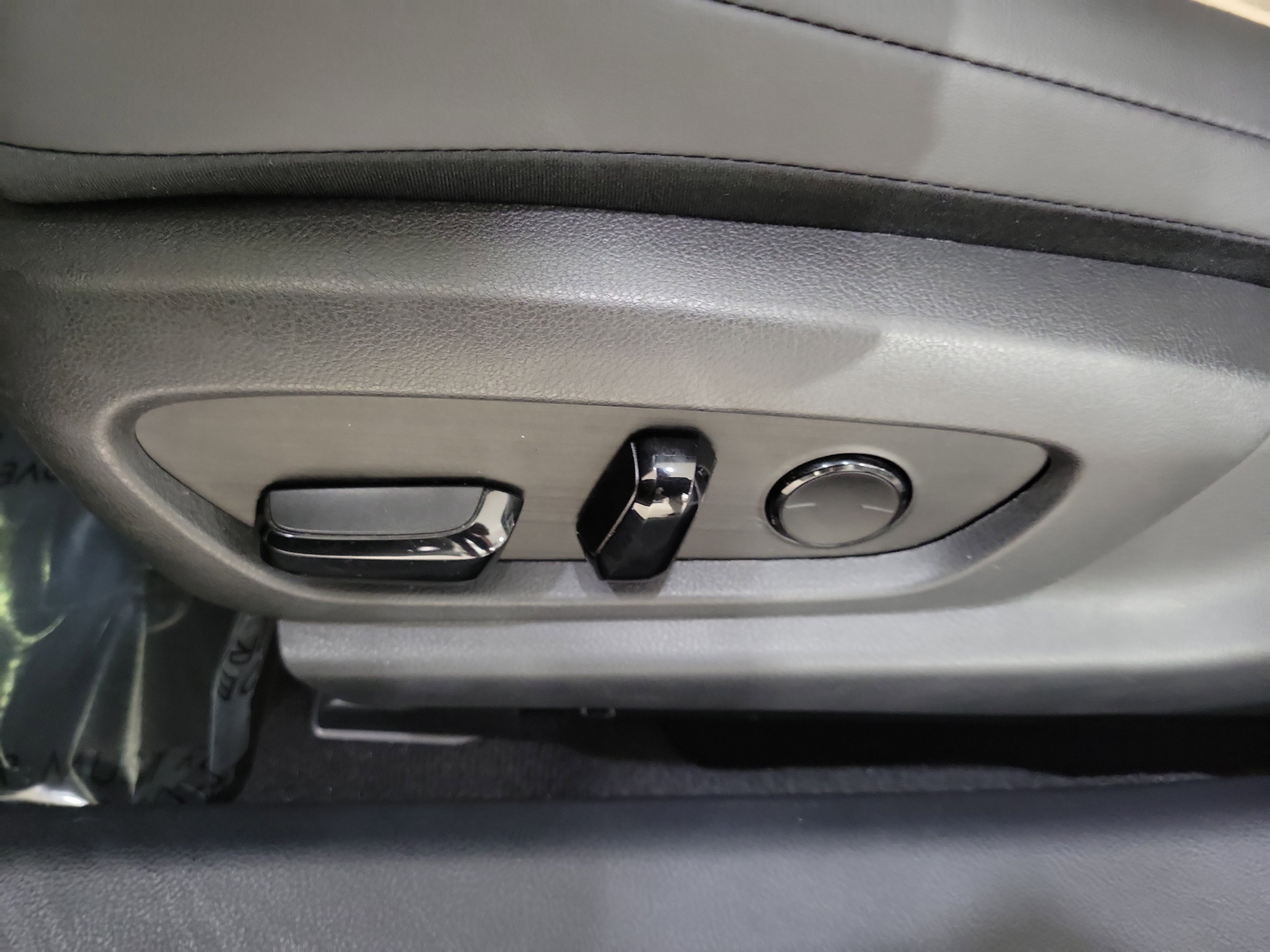 Used 2021 Lexus ES 350 w/ Premium Package image 12