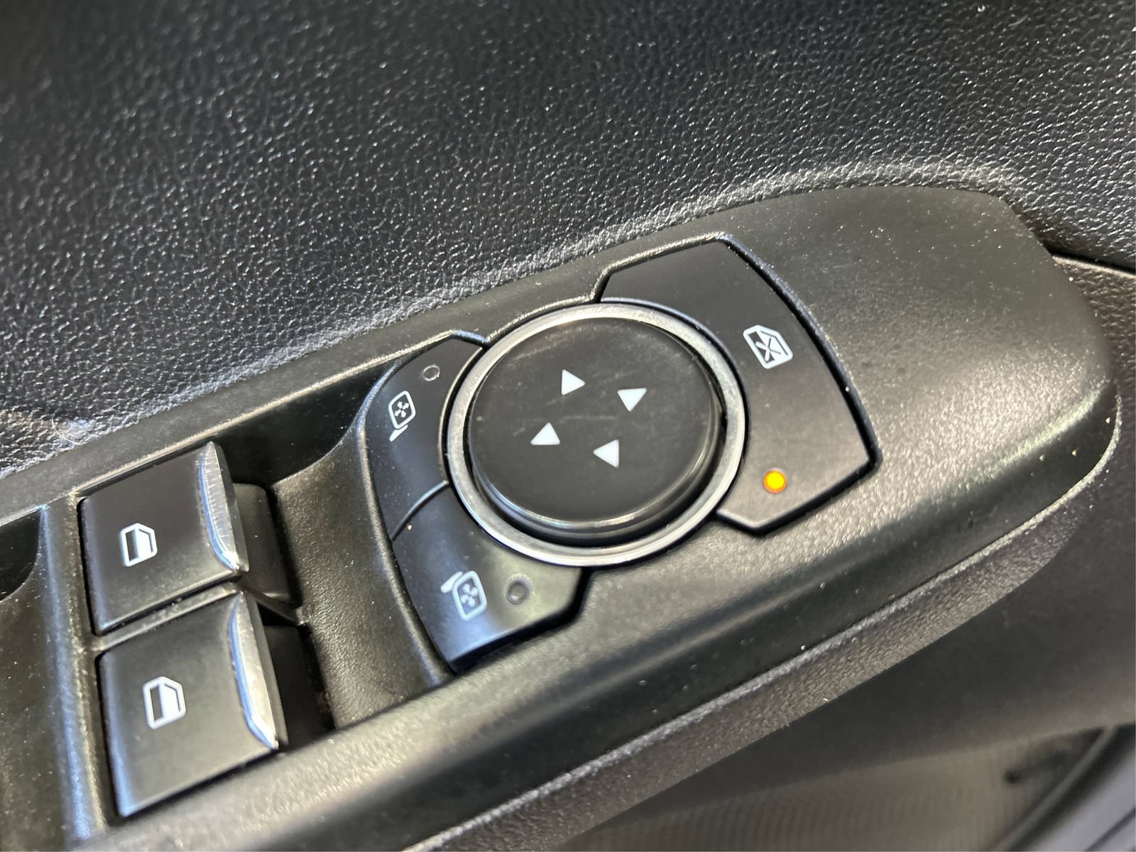Used 2022 Ford Escape S FWD image 28