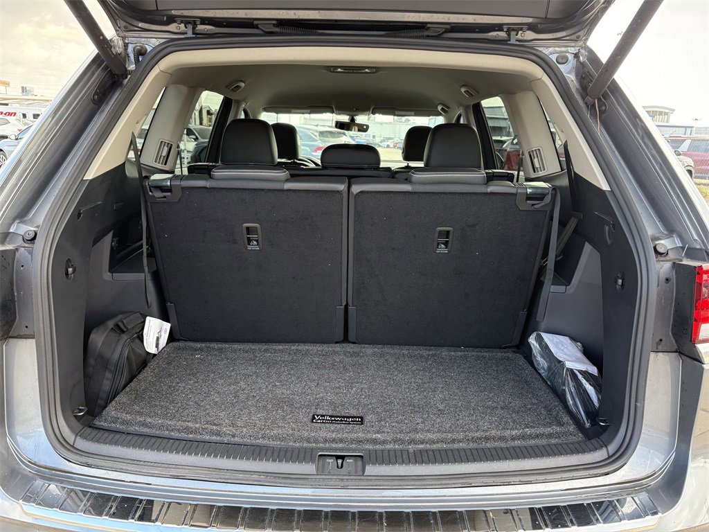 Used 2023 Volkswagen Atlas SE w/ Black Wheel Package image 27