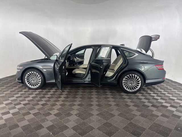 Used 2023 Genesis G80 image 9