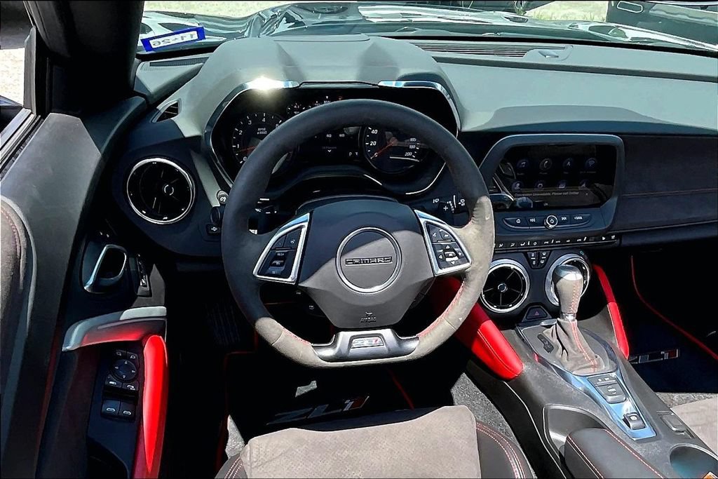 Used 2022 Chevrolet Camaro ZL1 RWD image 7