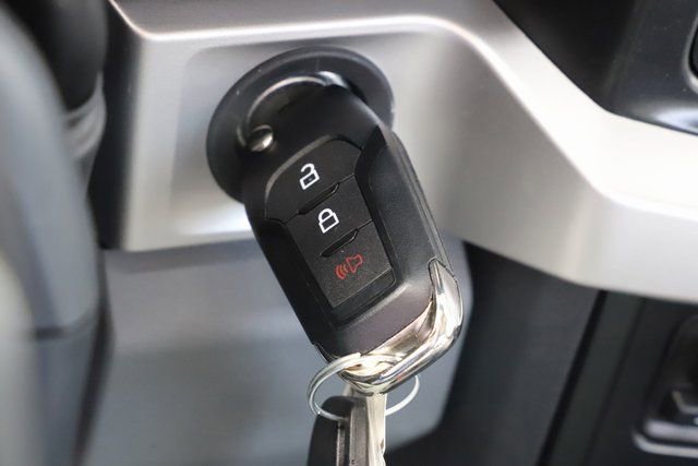 Used 2024 Ford F550 4x4 Regular Cab Super Duty image 33
