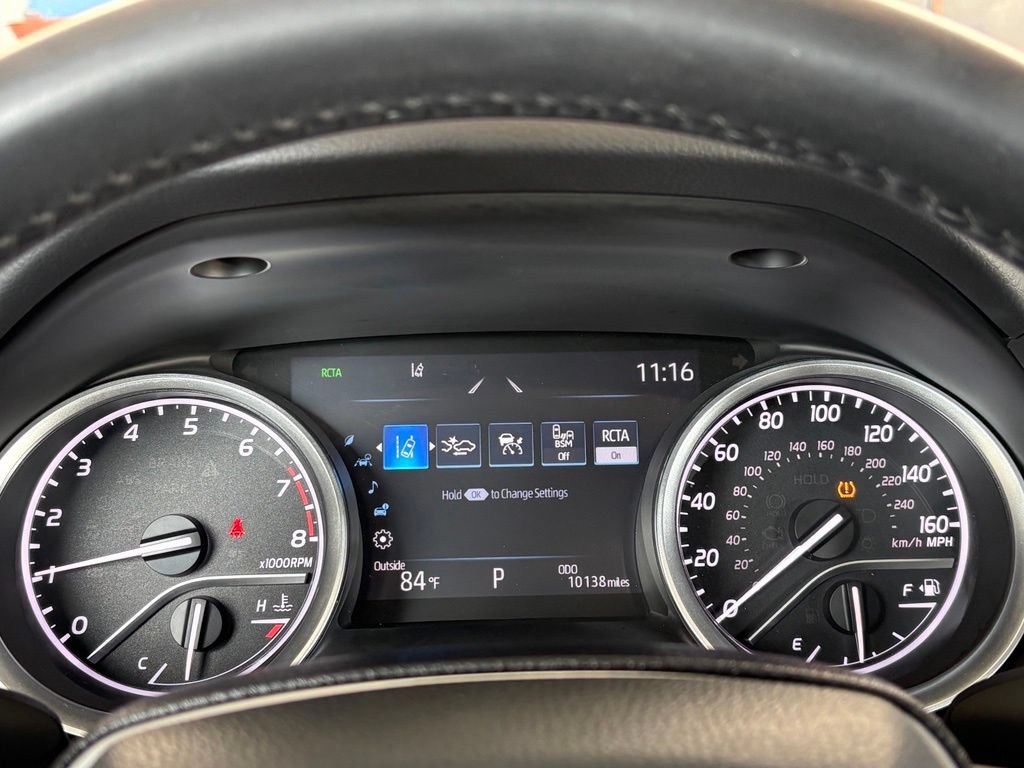 Used 2021 Toyota Camry XLE FWD image 30
