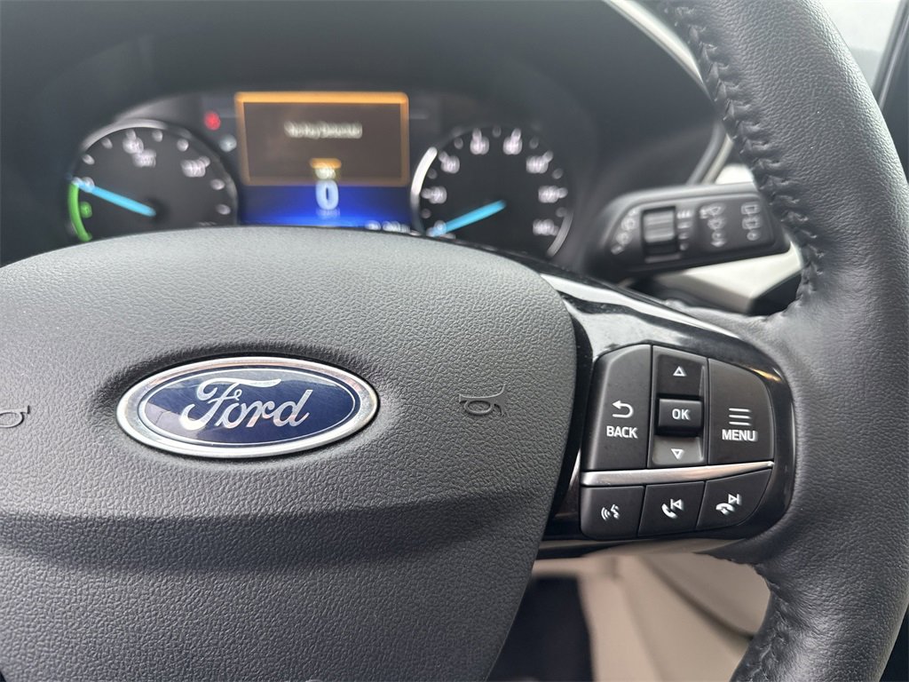 Used 2021 Ford Escape SEL w/ Class II Trailer Tow Package image 25