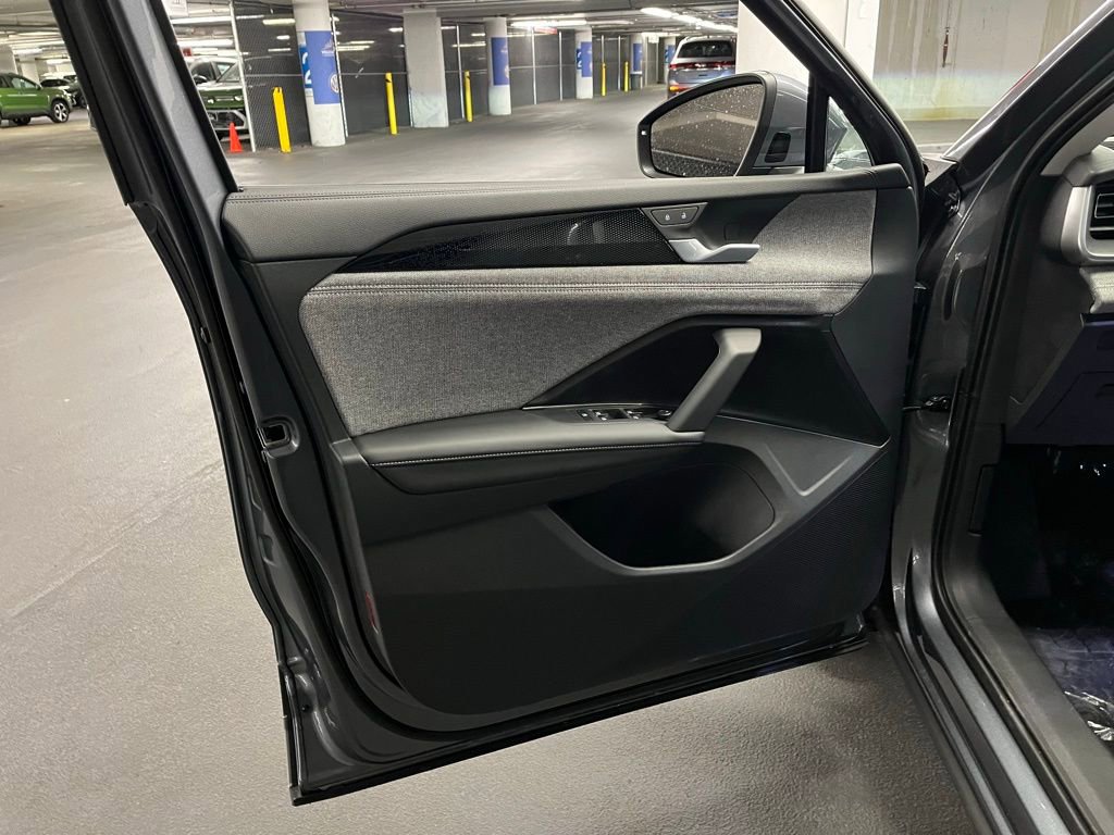 New 2026 Volkswagen Tiguan S AWD/4WD image 19