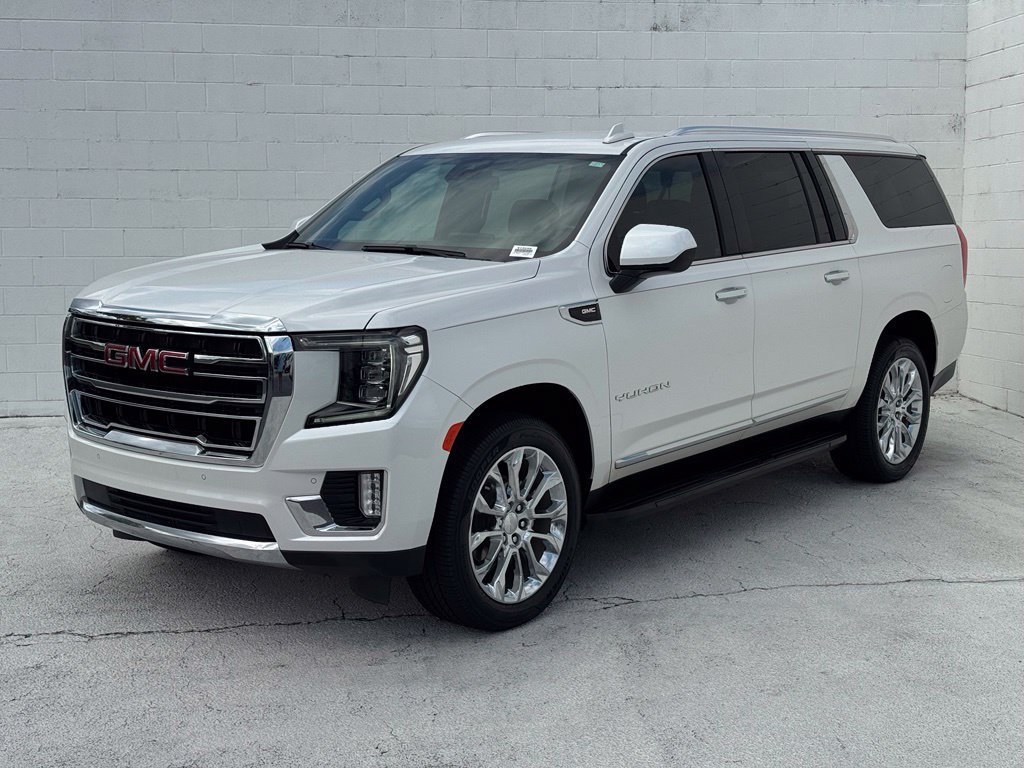 Used 2023 GMC Yukon XL SLT AWD/4WD image 9
