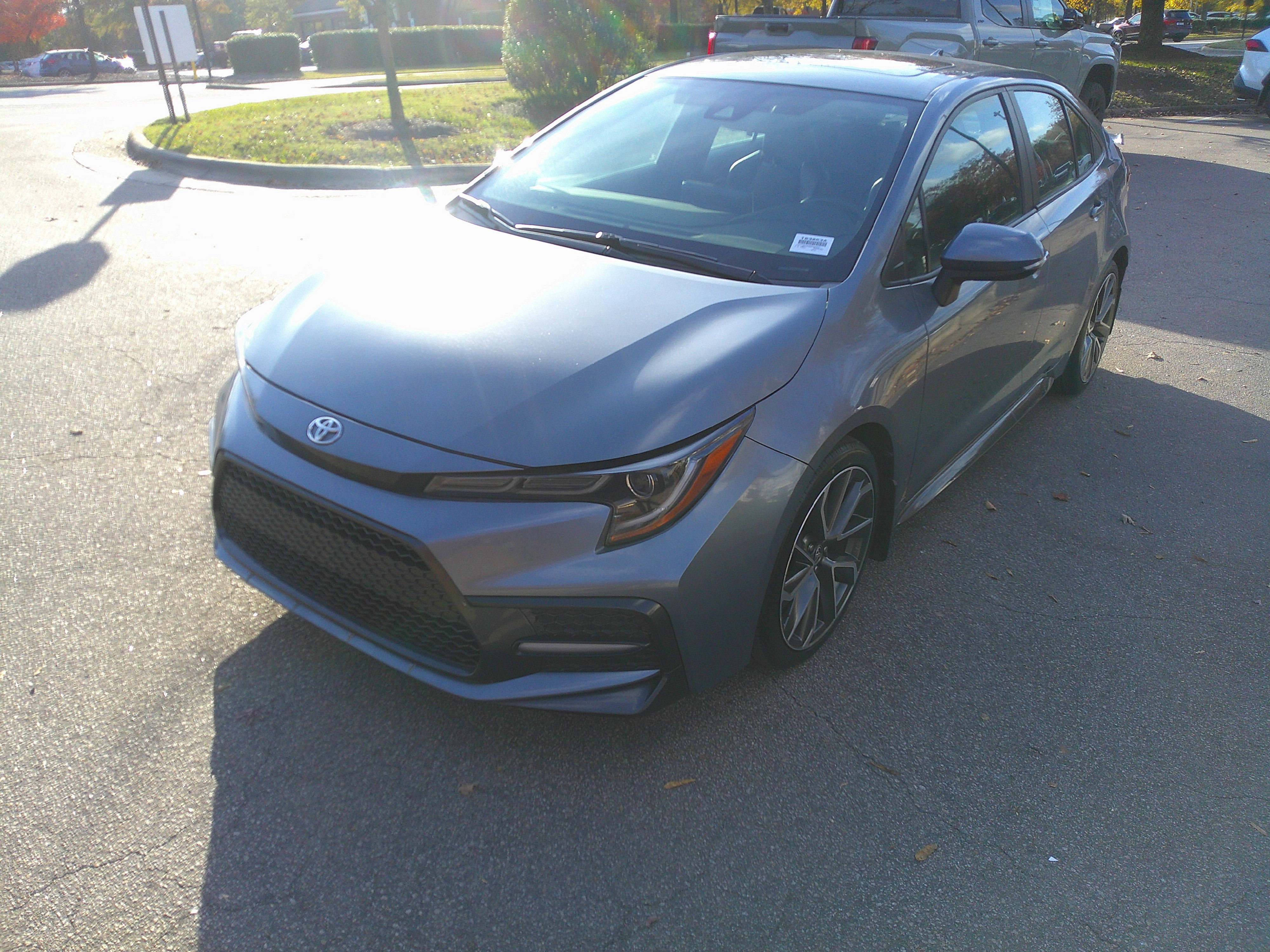 Used 2021 Toyota Corolla XSE image 6