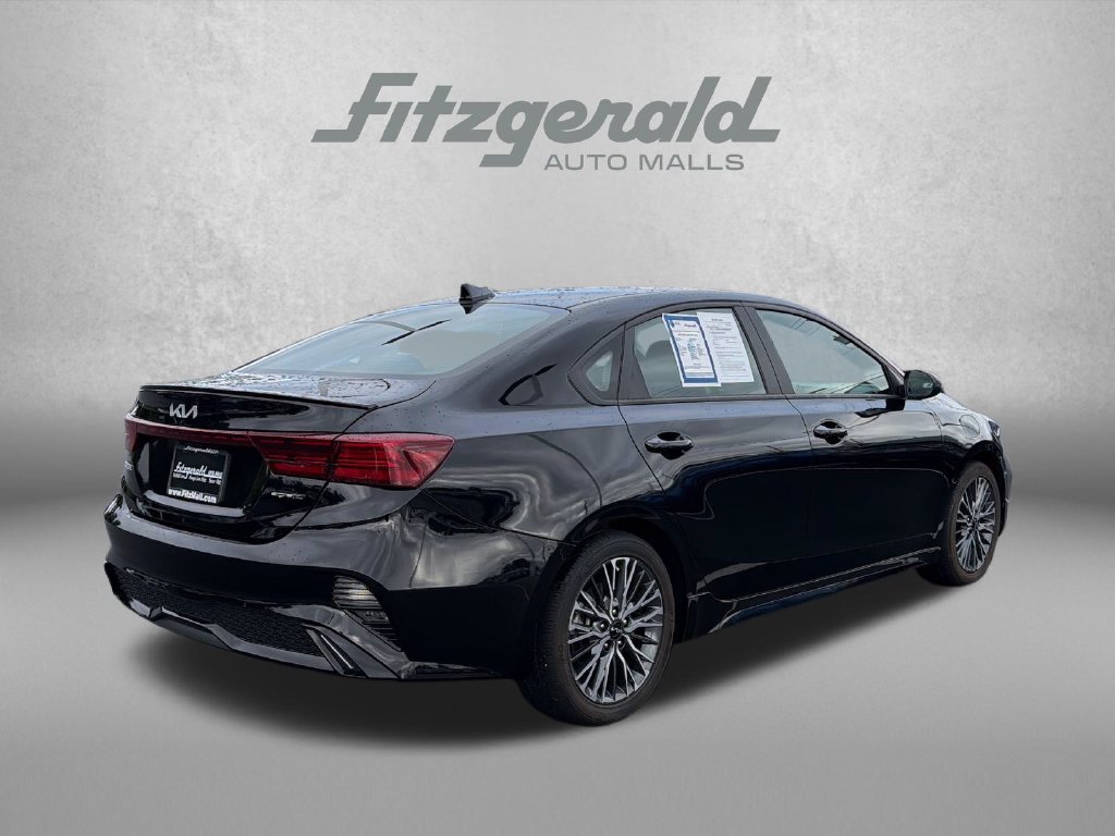 Used 2023 Kia Forte GT-Line w/ GT-Line Premium Package FWD image 8