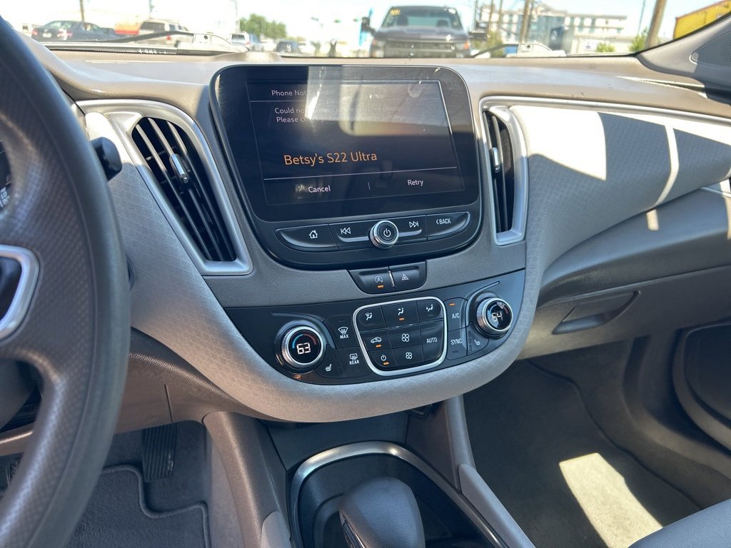 Used 2022 Chevrolet Malibu LT image 9