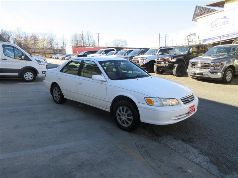 Used 2000 Toyota Camry LE image 8