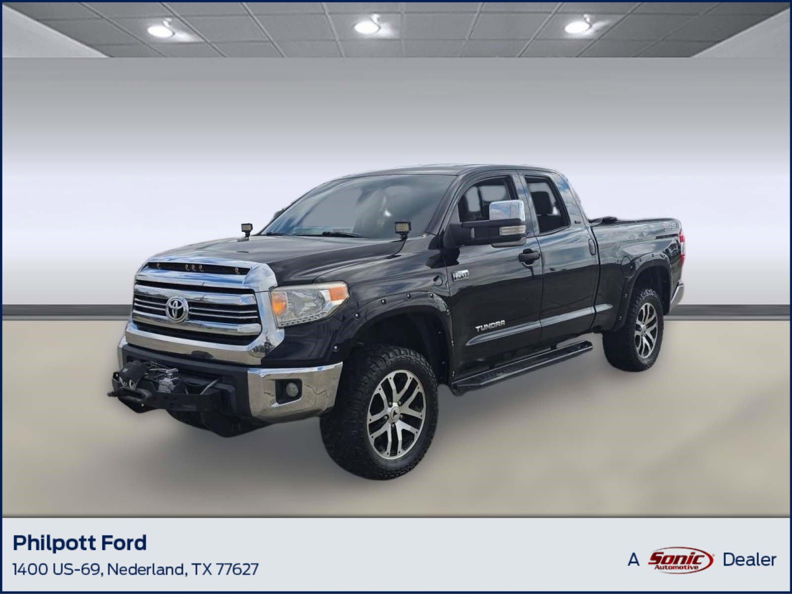 Used 2017 Toyota Tundra SR5 w/ SR5 Upgrade Package image 1
