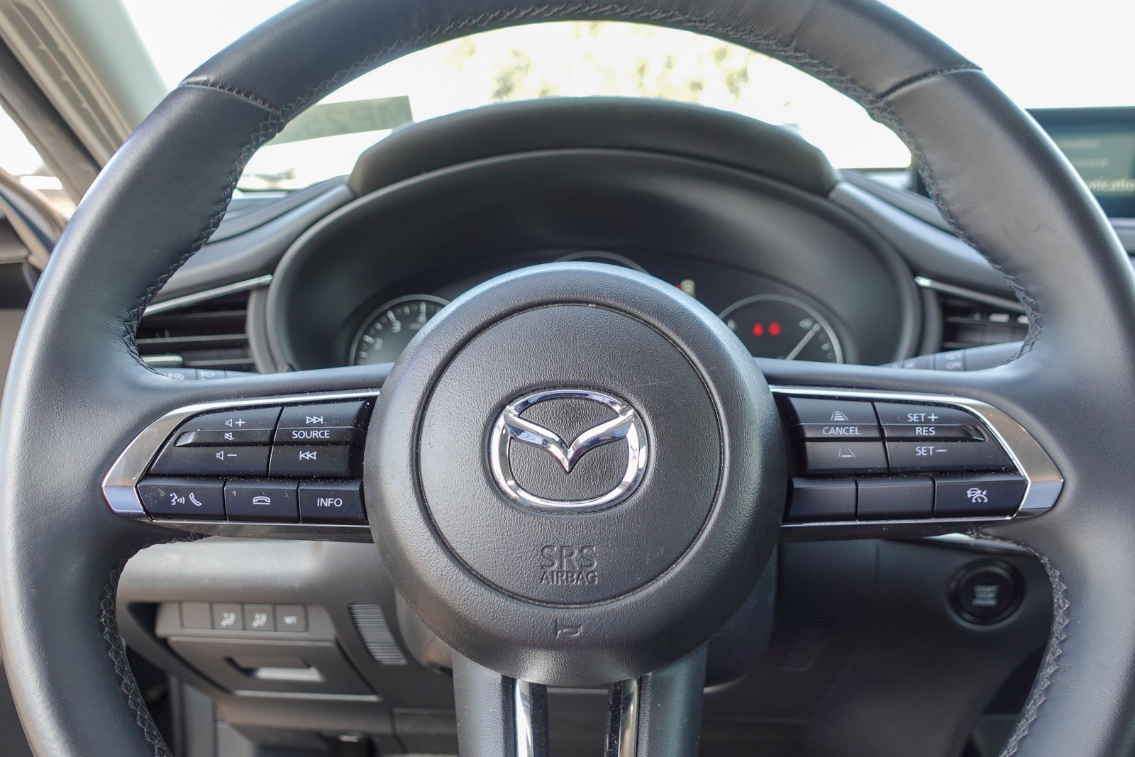 Certified 2025 MAZDA CX-30 AWD 2.5 S w/ Preferred Package image 12