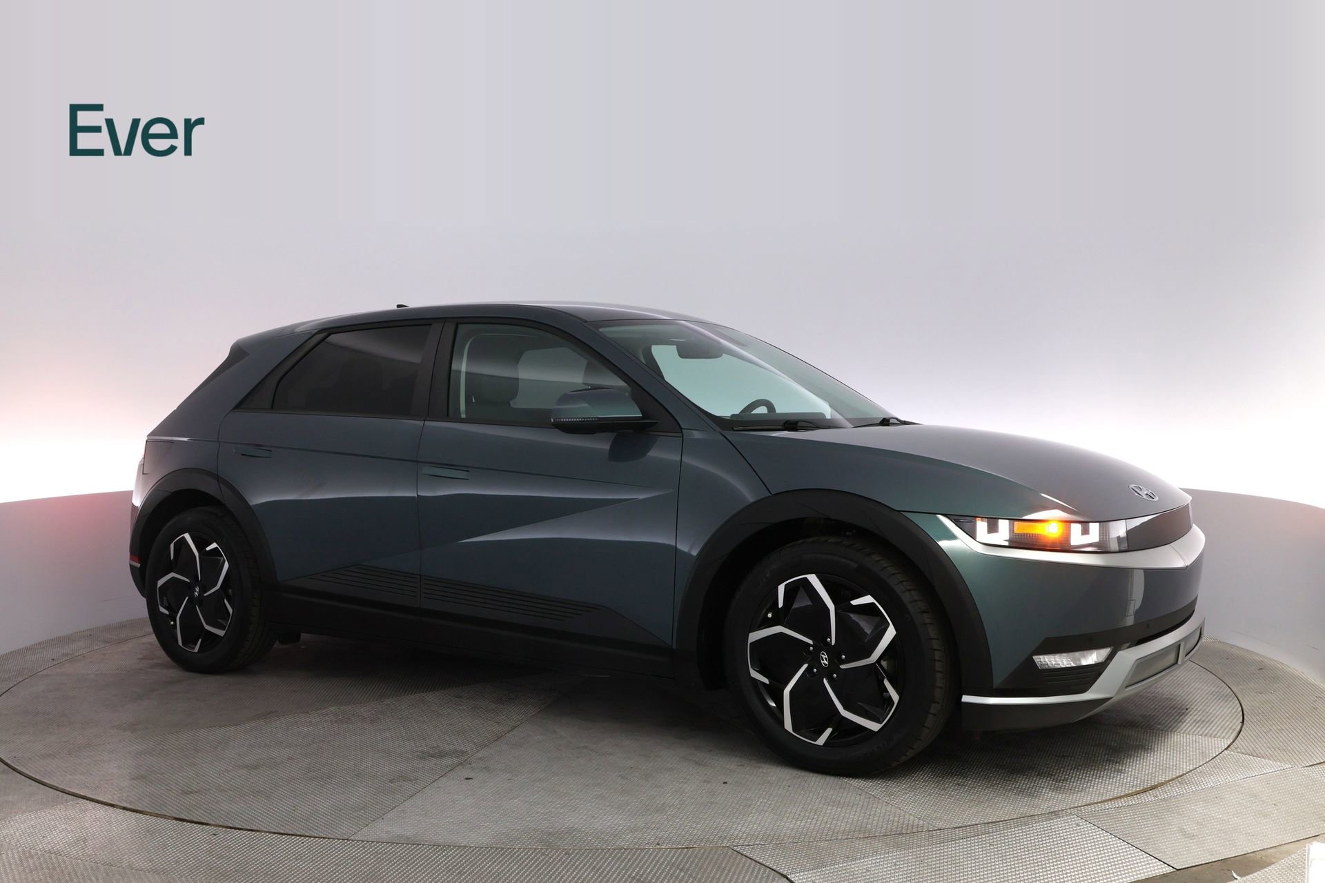 Used 2024 Hyundai Ioniq 5 SEL image 14