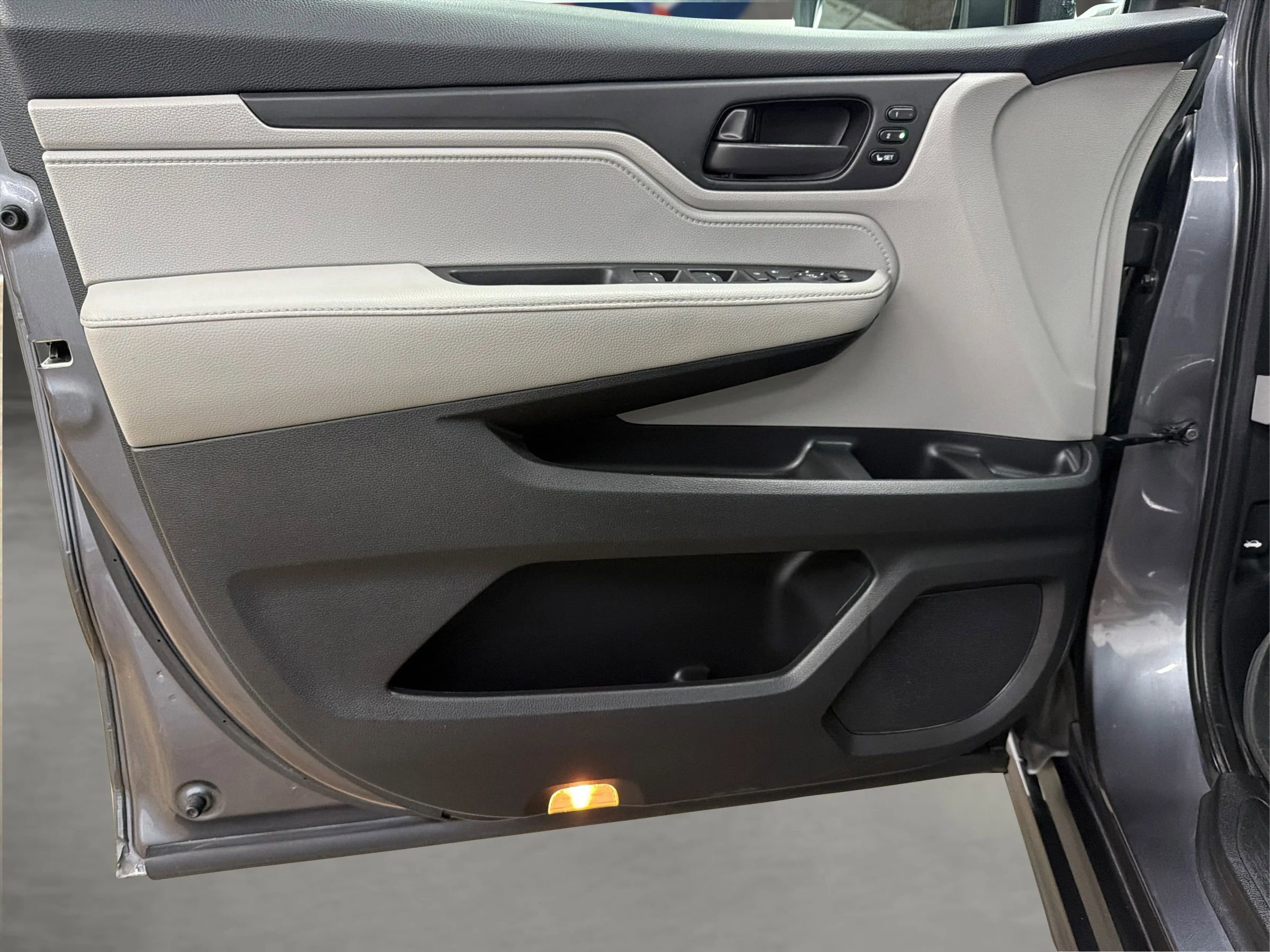 Used 2019 Honda Odyssey EX-L image 43