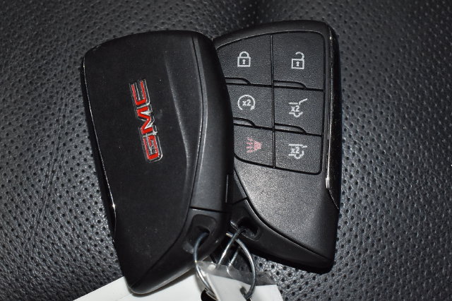 Used 2021 GMC Yukon XL SLT w/ SLT Premium Package AWD/4WD image 42