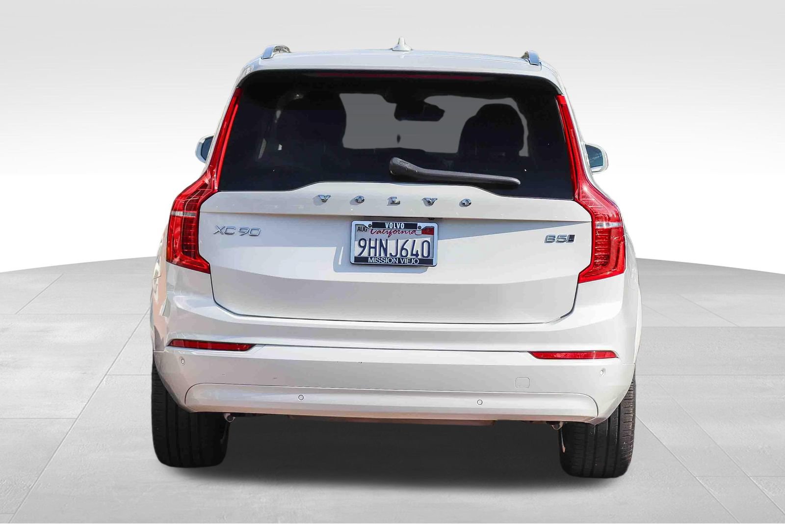 Used 2023 Volvo XC90 B5 Core w/ Climate Package AWD/4WD image 7