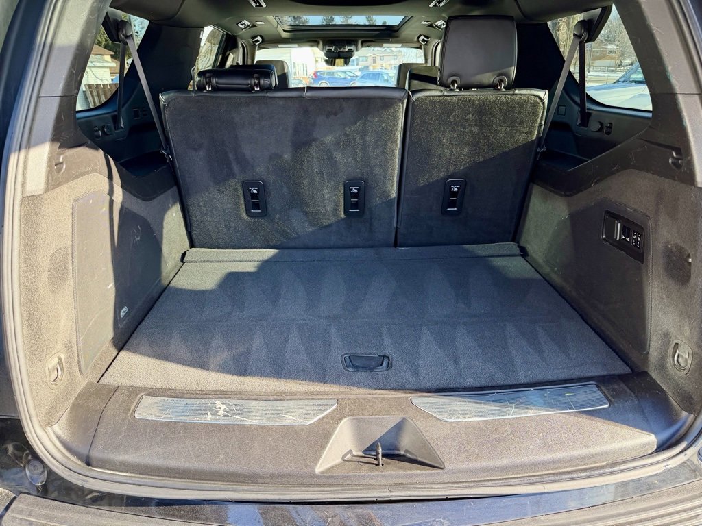 Used 2023 Cadillac Escalade ESV Sport image 13