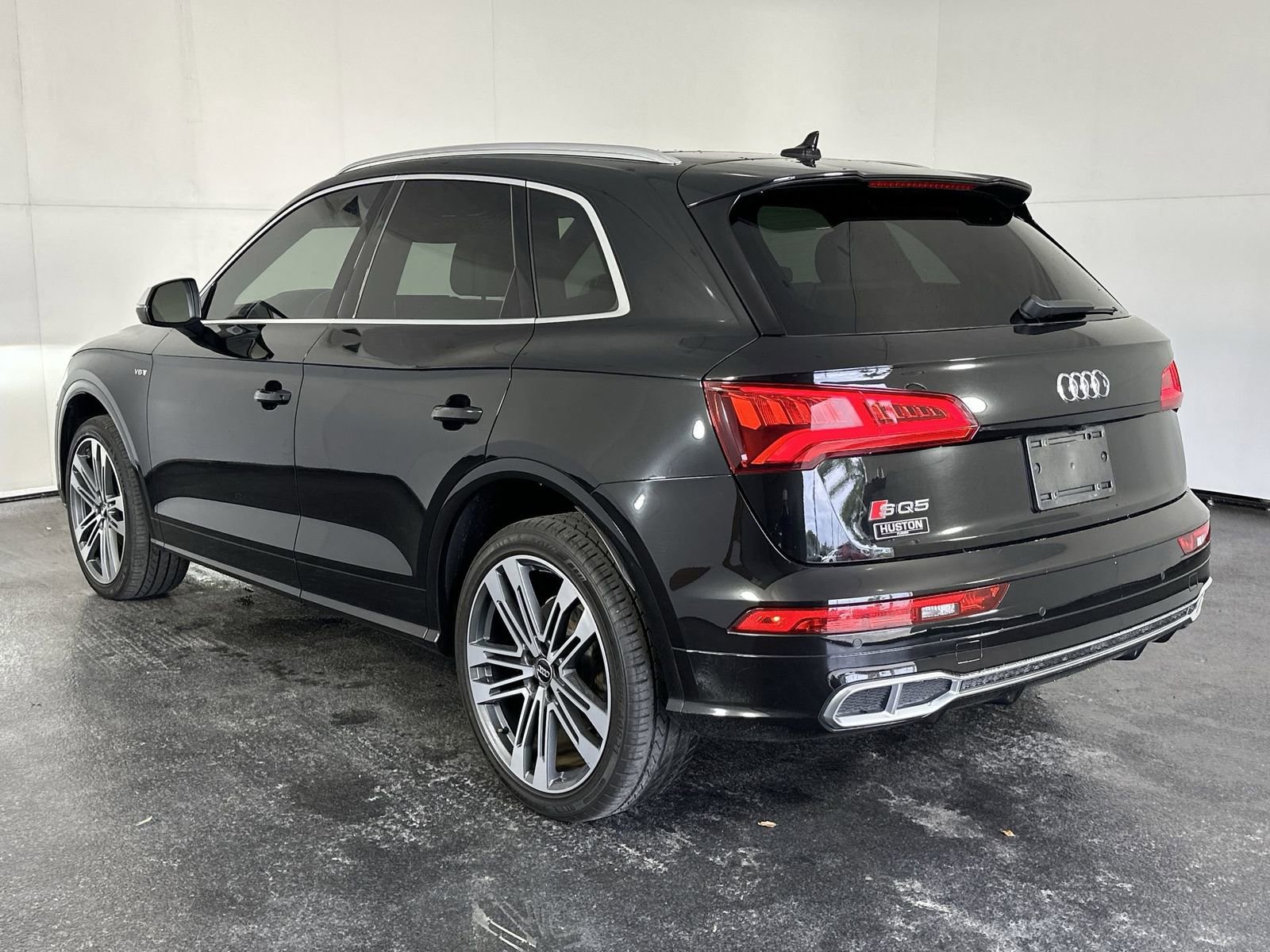 Used 2018 Audi SQ5 Prestige w/ Prestige Package image 9