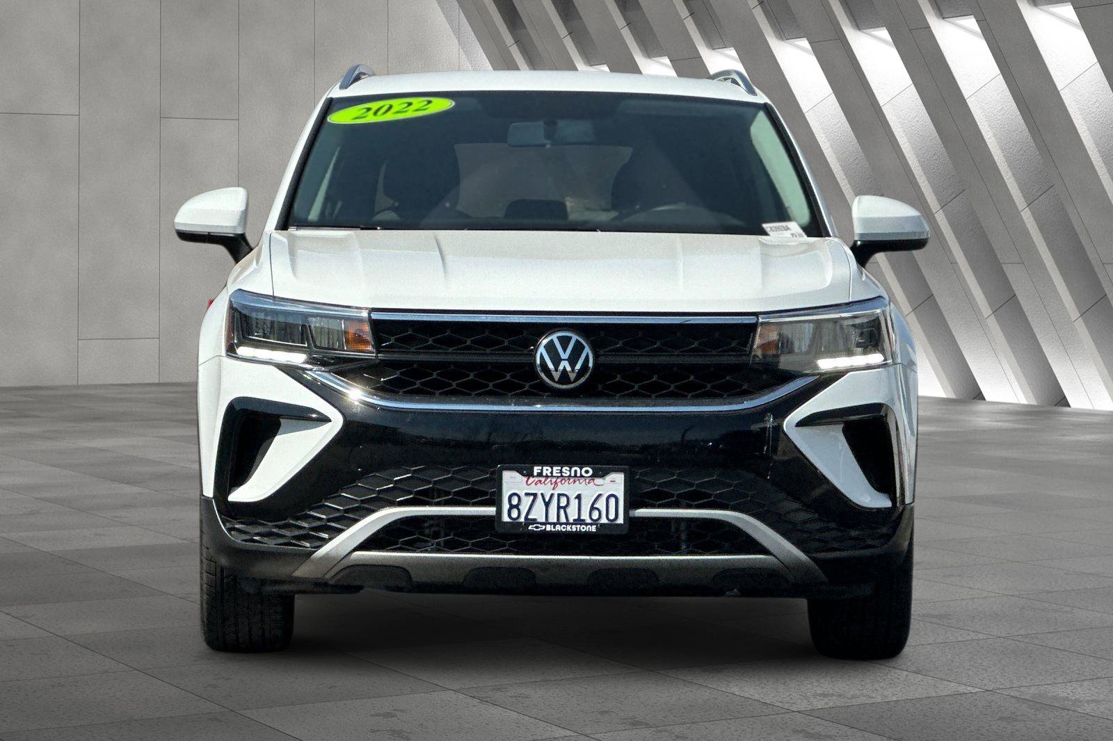 Used 2022 Volkswagen Taos SE image 9