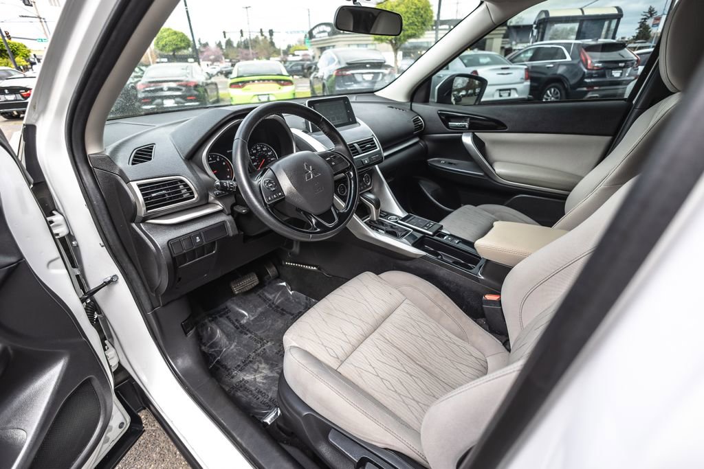 Used 2019 Mitsubishi Eclipse Cross SE AWD/4WD image 13