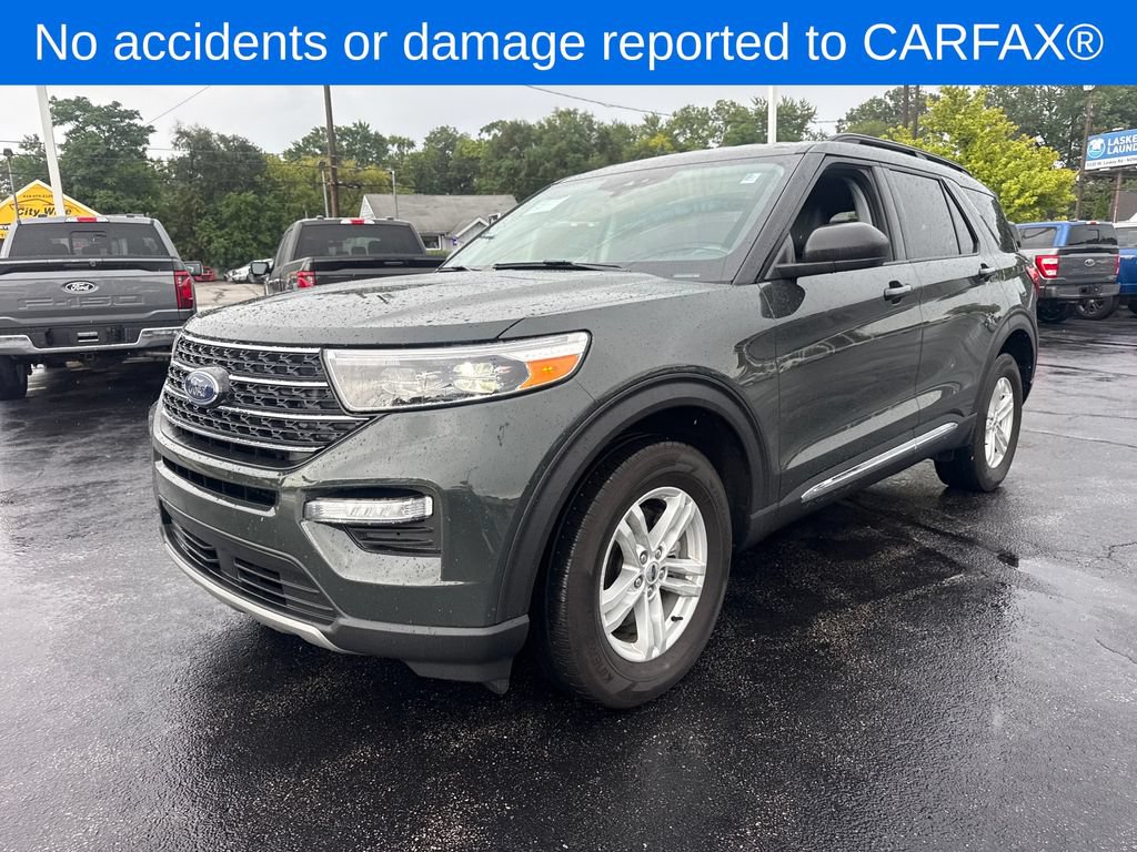 Used 2024 Ford Explorer XLT w/ Equipment Group 202A AWD/4WD image 2